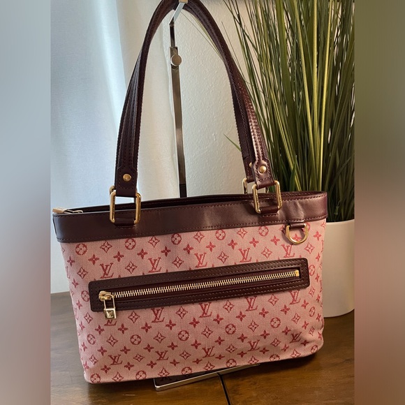 LOUIS VUITTON
Cherry Red Monogram Mini Lin Lucille PM TST Bag - Picture 4 of 12